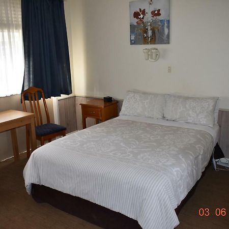 Kaniva Midway Motel Dış mekan fotoğraf