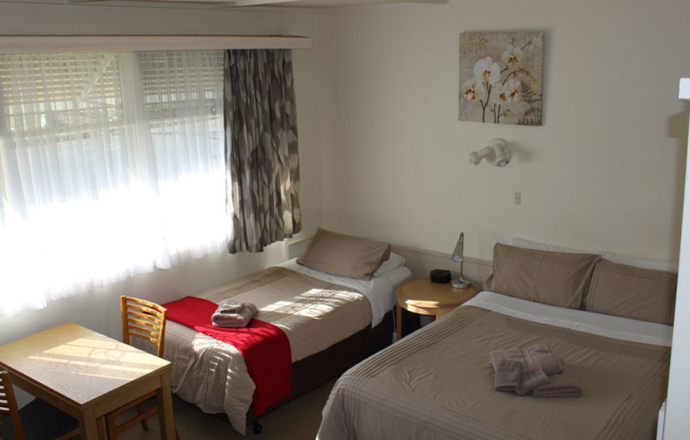 Kaniva Midway Motel Dış mekan fotoğraf