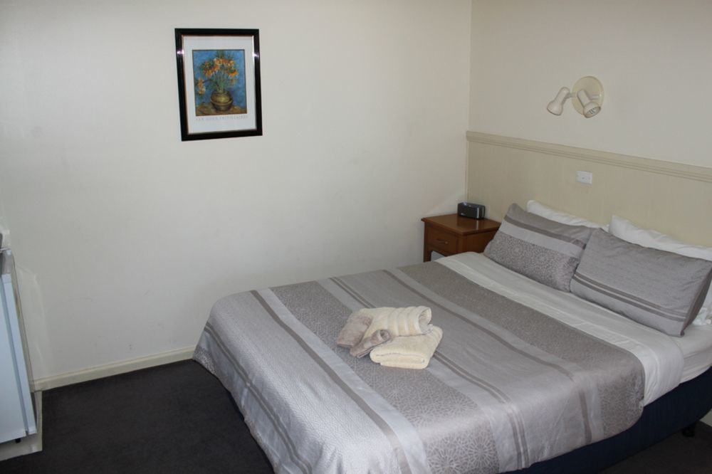 Kaniva Midway Motel Dış mekan fotoğraf